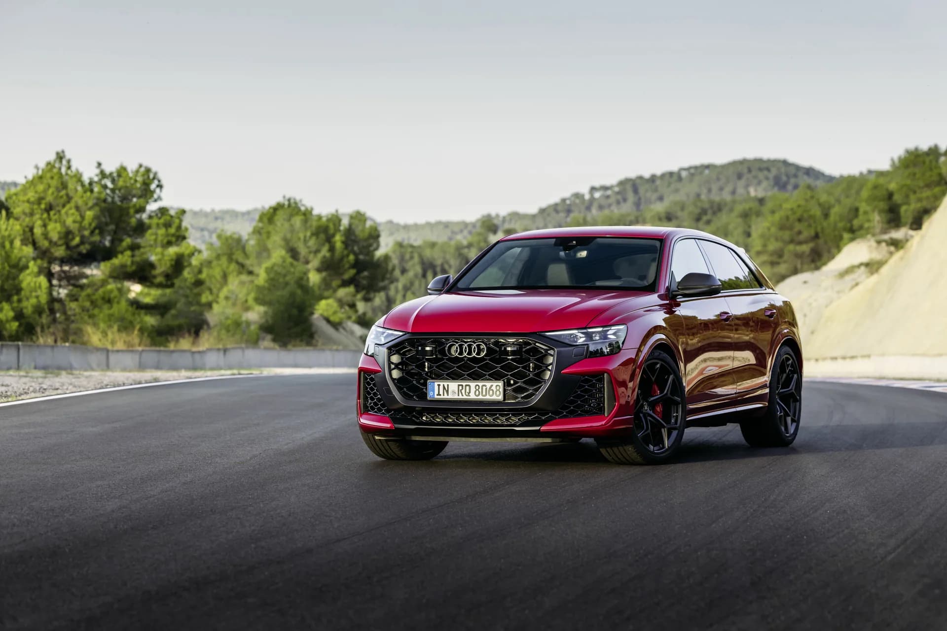 Audi RS Q8 performance 2026