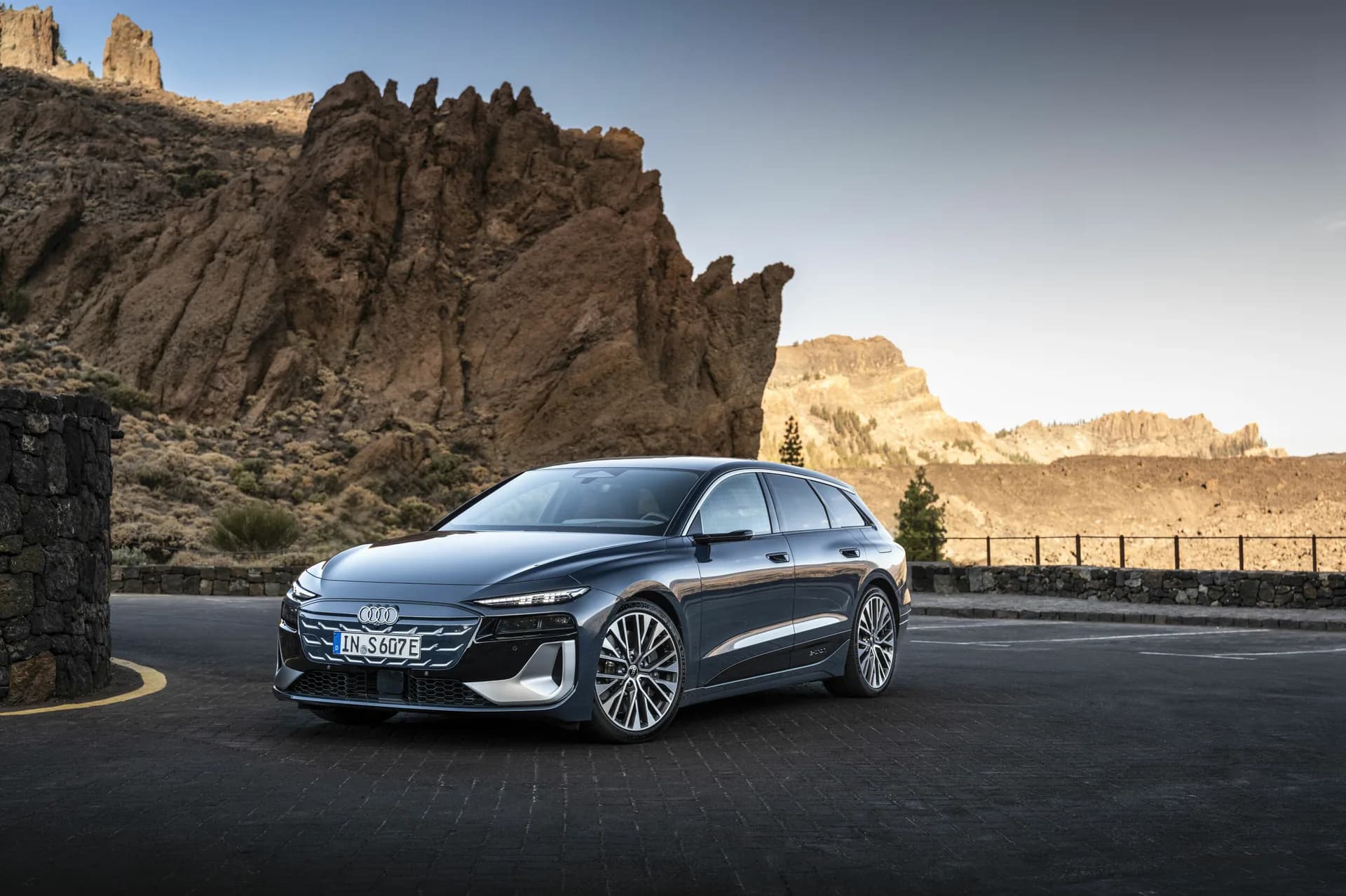 Audi S6 Avant e-tron 2026