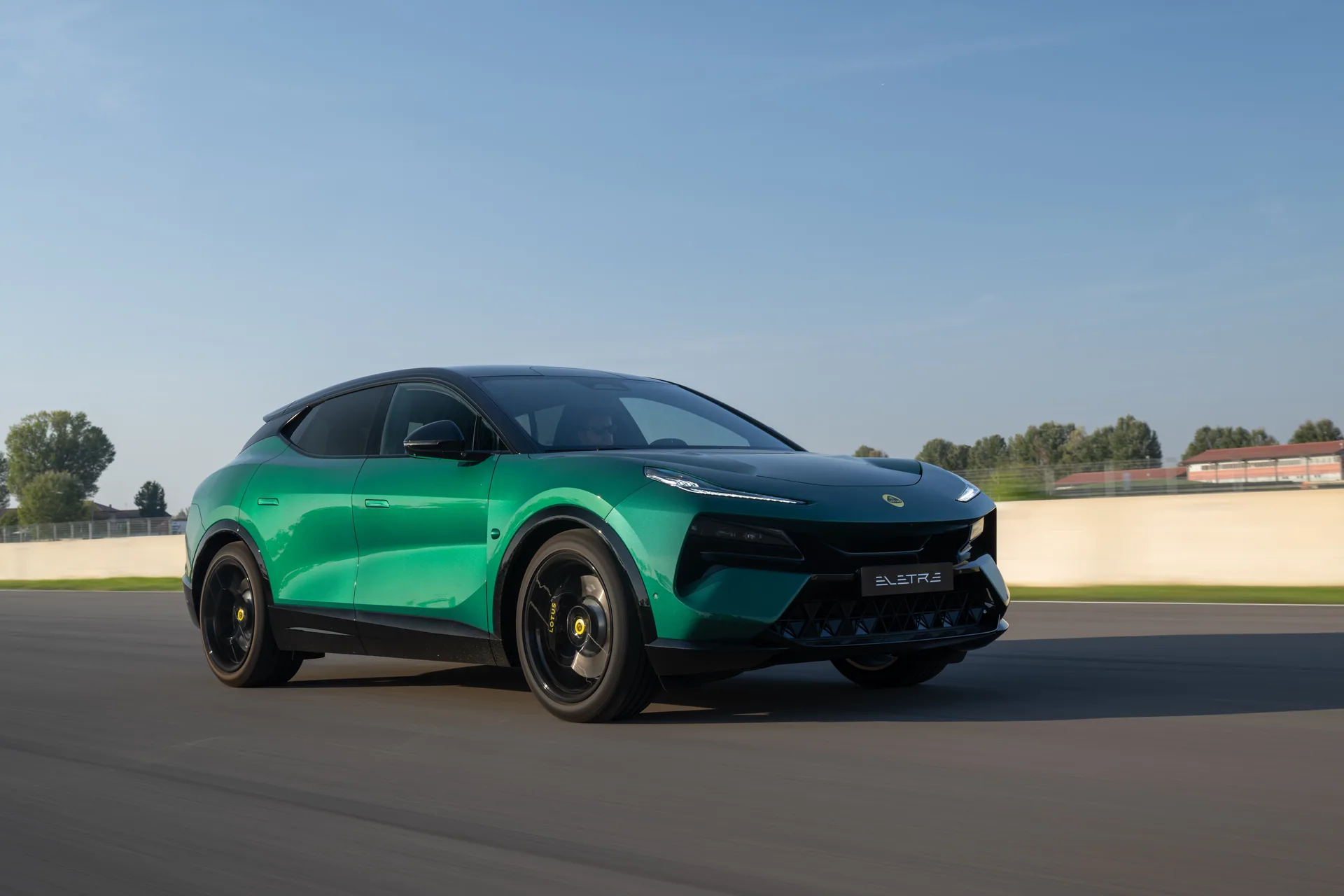Lotus Eletre 2026