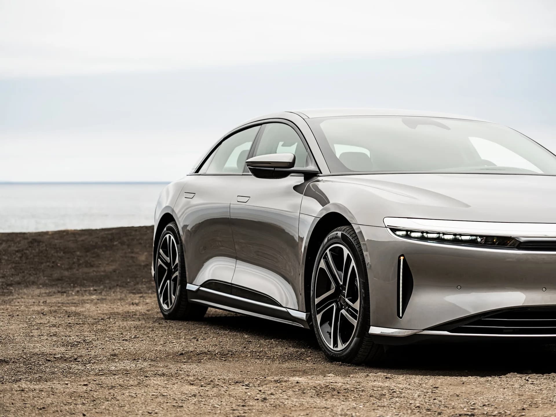 Lucid Air Pure 2026