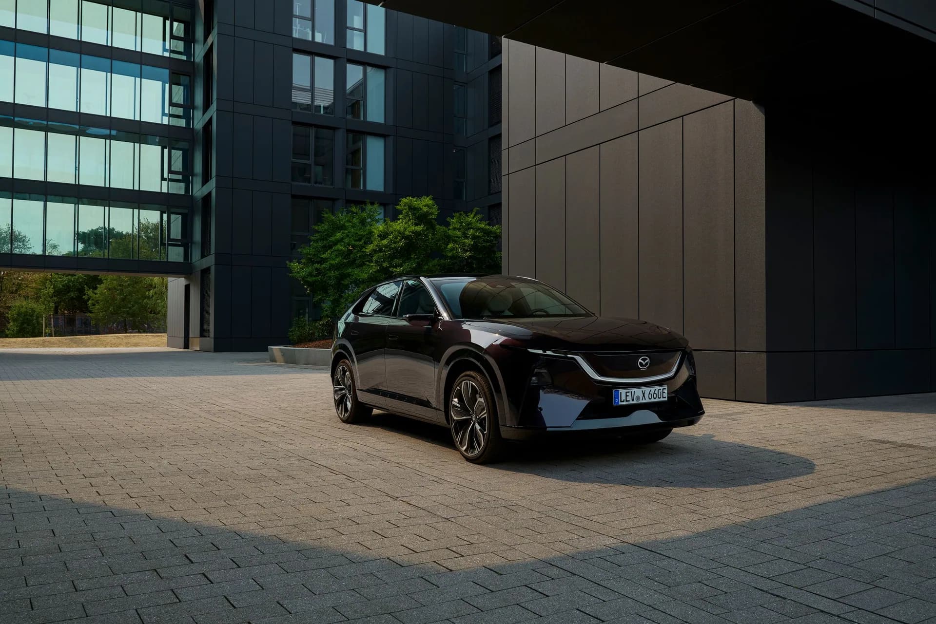 Mazda CX-6e 2026