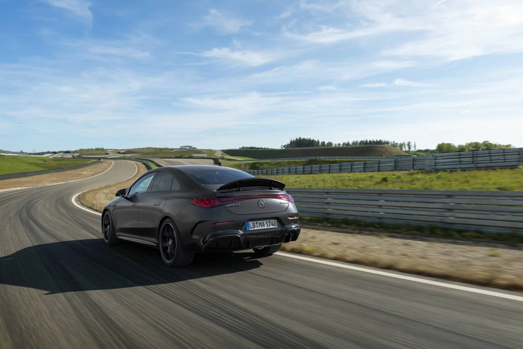 Mercedes-Benz AMG CLA 45 4MATIC+ 2026