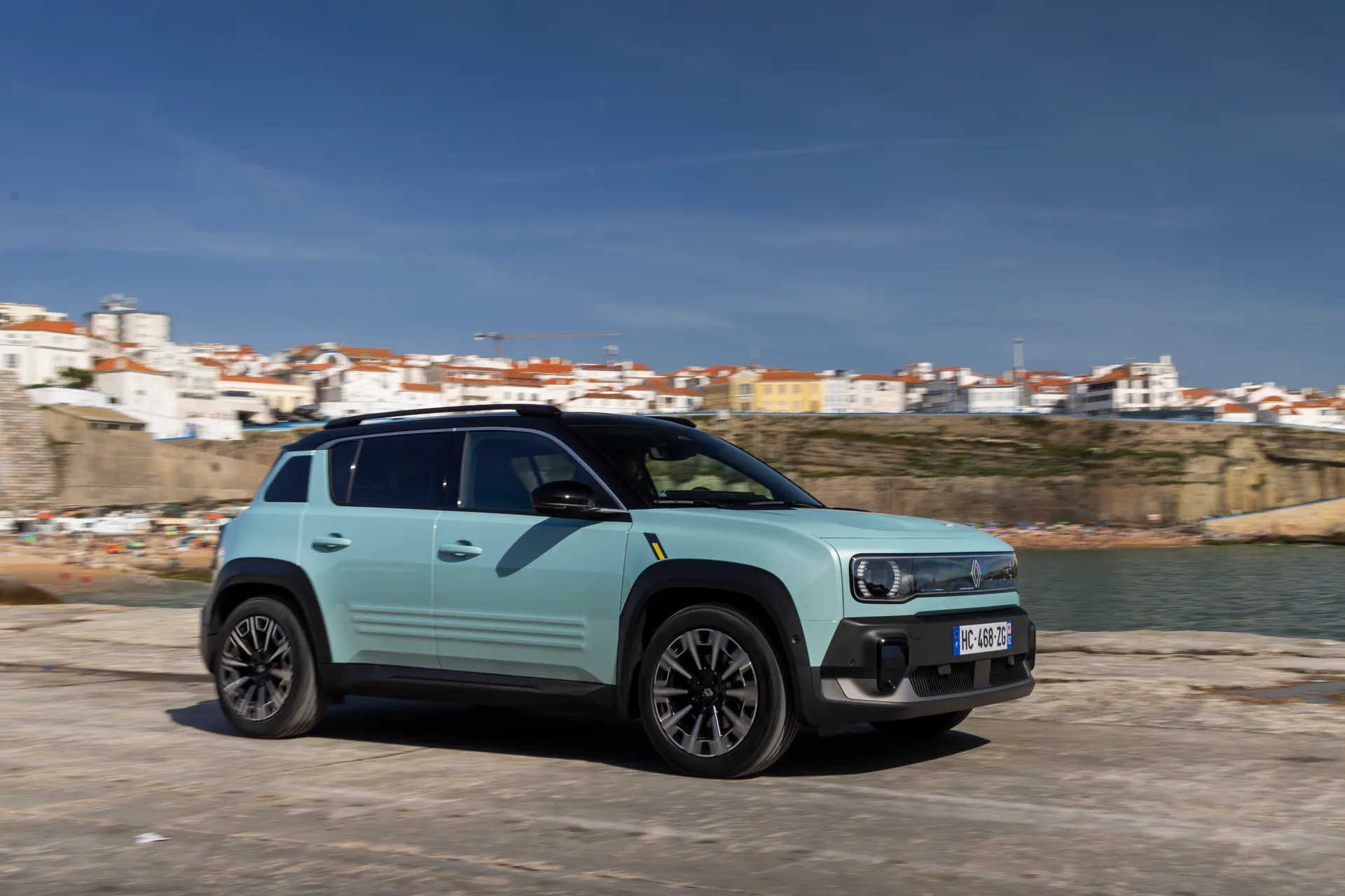 Renault 4 E-Tech electric 2026