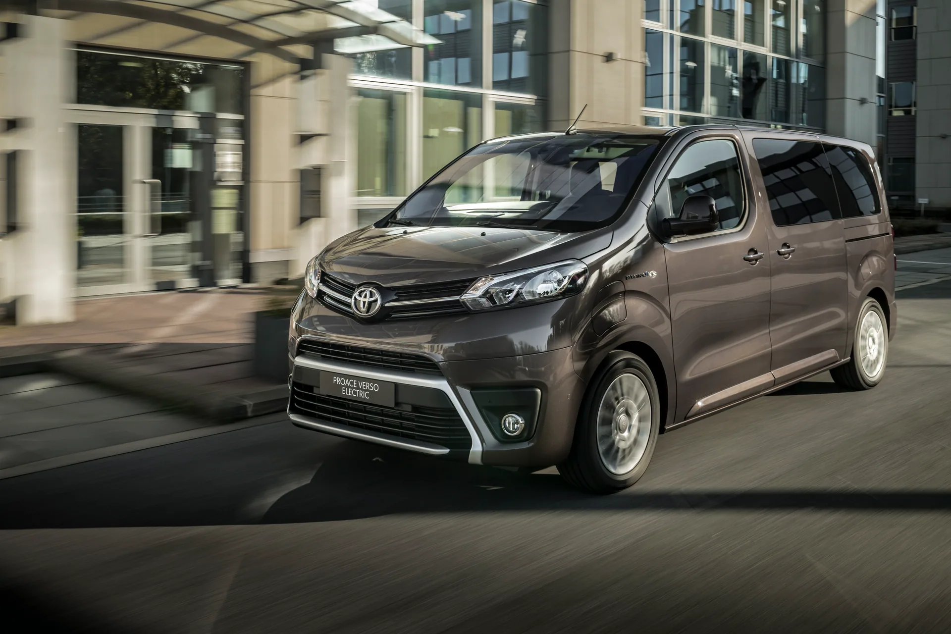 Toyota Proace Verso Electric 2026